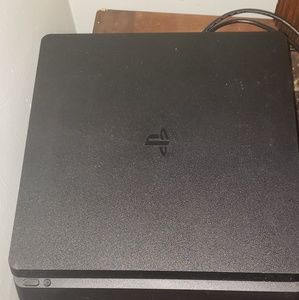 Playstation 4 pro 1tb